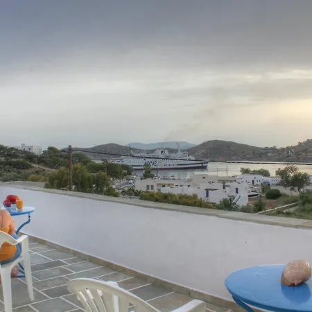 Violetta イオス島 チョーラ